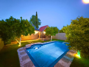 Aden Bungalov